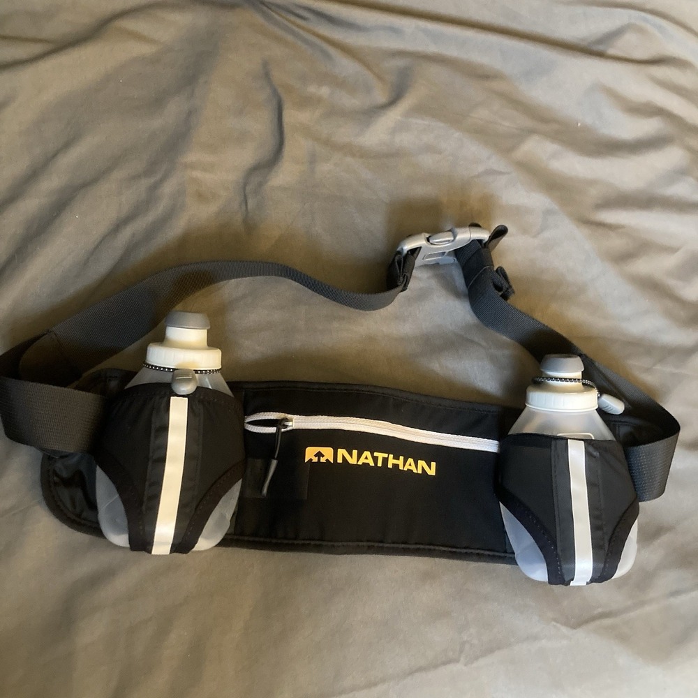 Nathan Dual Bottle Hydration Belt Black & Reflective Adjustable